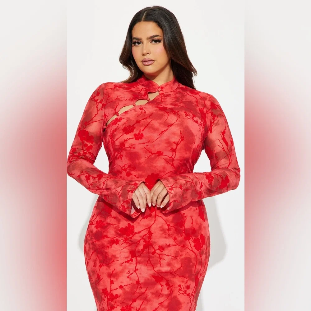 Chic Long Sleeve Red Floral Dress- NWT - Picture 2 of 3
